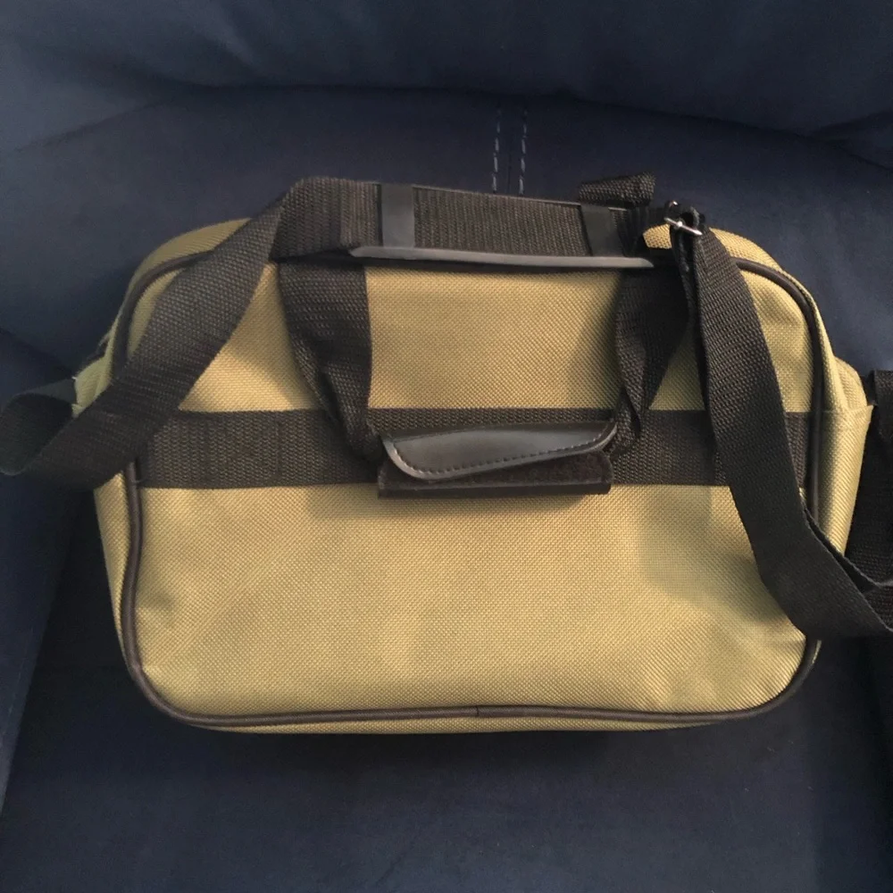 U.S. Traveler Shoulder Bag, pine green canvas, black trim, like new condition